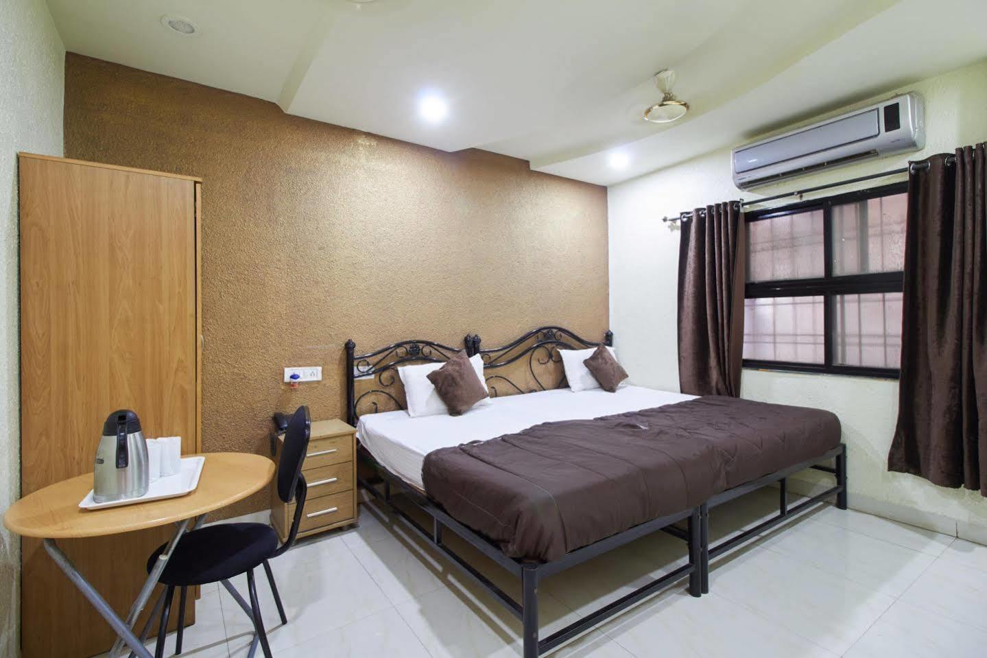 Hotel Preetam Aurangabad Exterior photo
