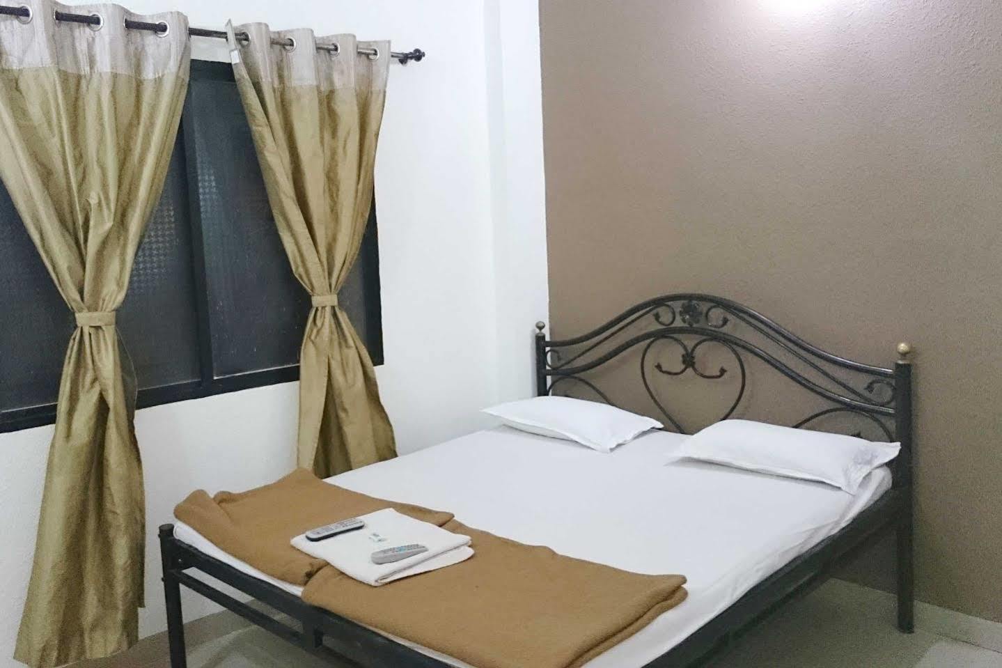 Hotel Preetam Aurangabad Exterior photo